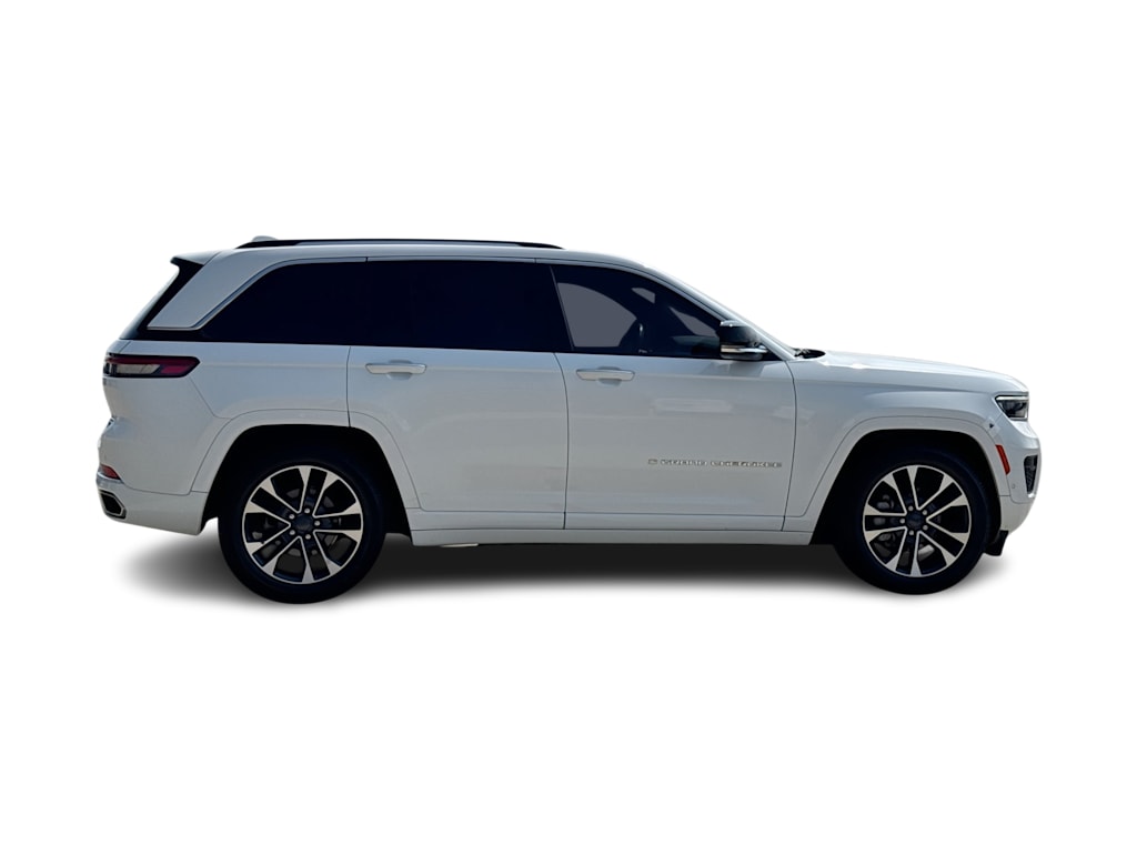 Thumbnail: 2022 Jeep Grand Cherokee - 21