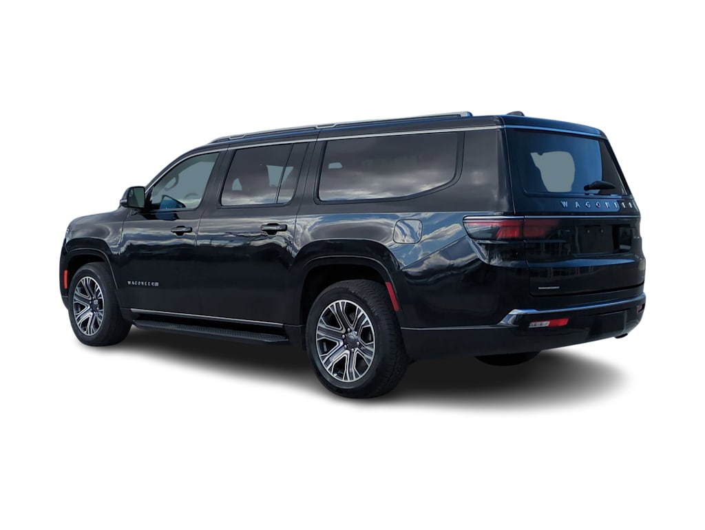 Thumbnail: 2023 Jeep Wagoneer - 4