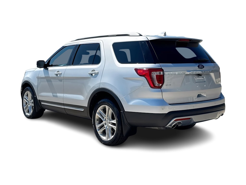 Thumbnail: 2016 Ford Explorer - 4