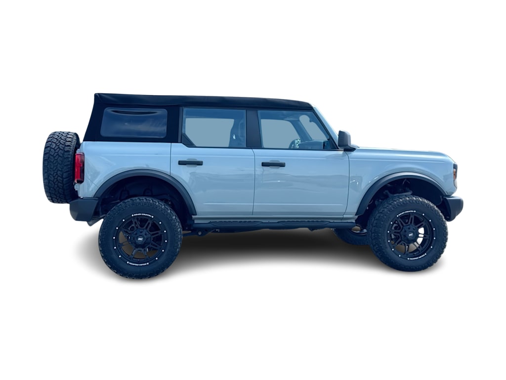 Thumbnail: 2023 Ford Bronco - 21