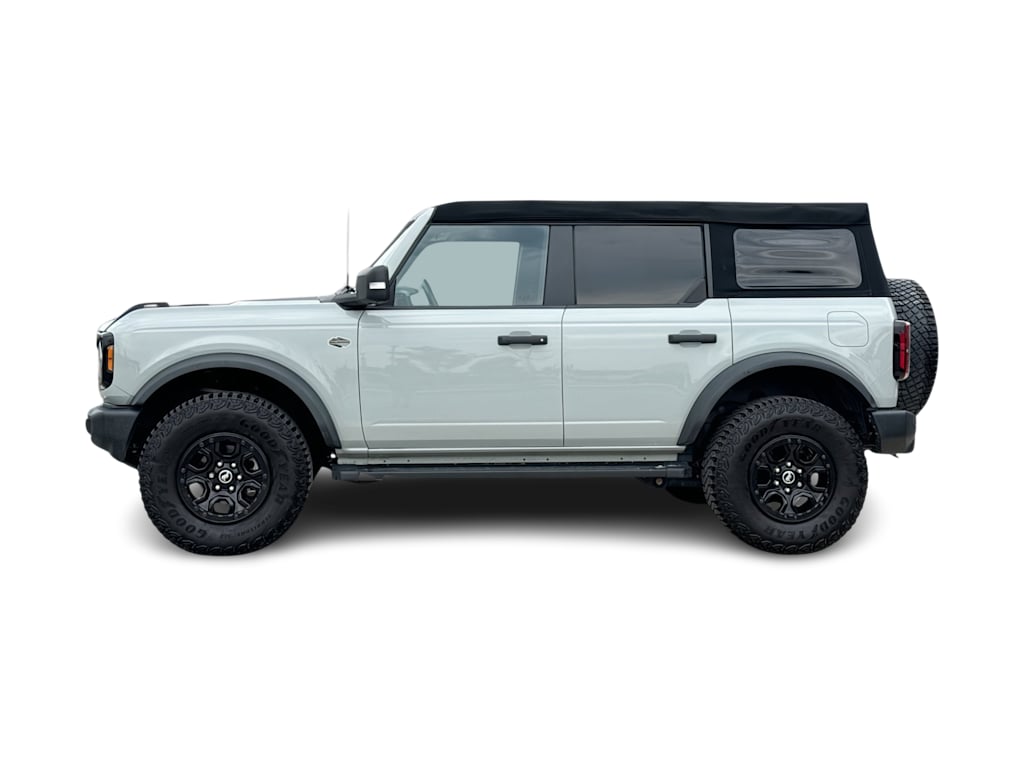 Thumbnail: 2022 Ford Bronco - 3