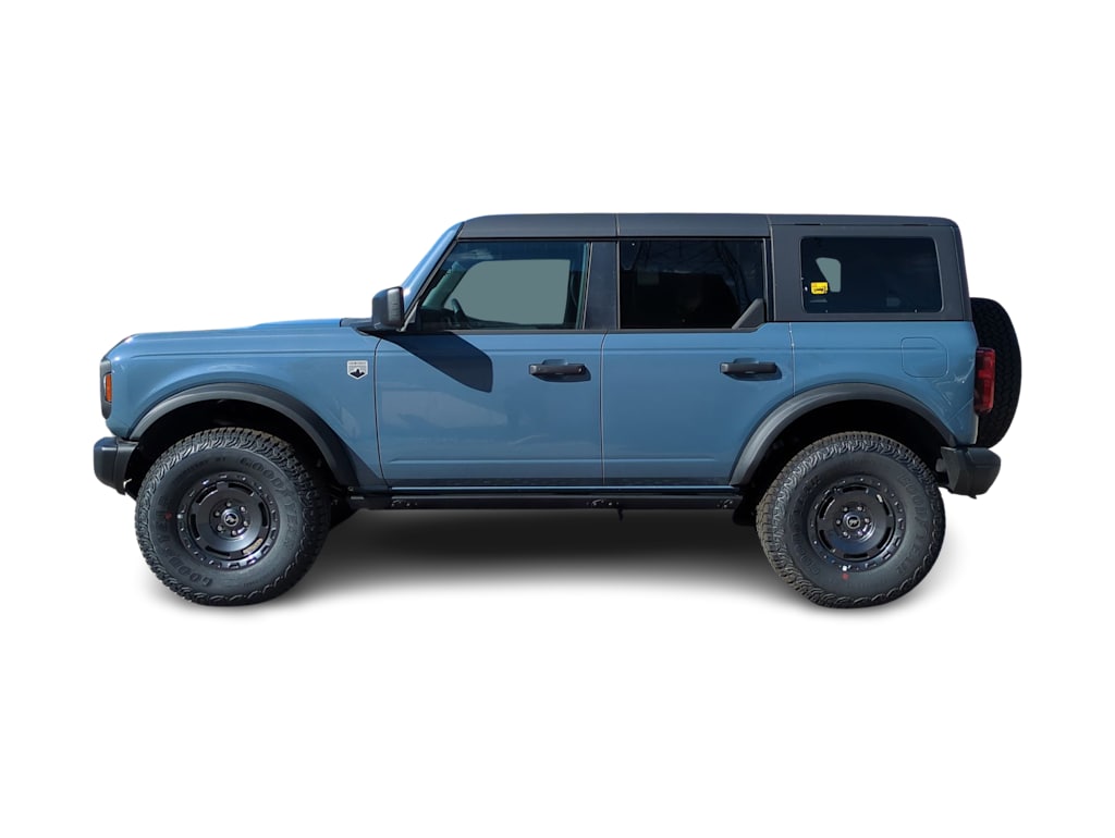 Thumbnail: 2025 Ford Bronco - 3