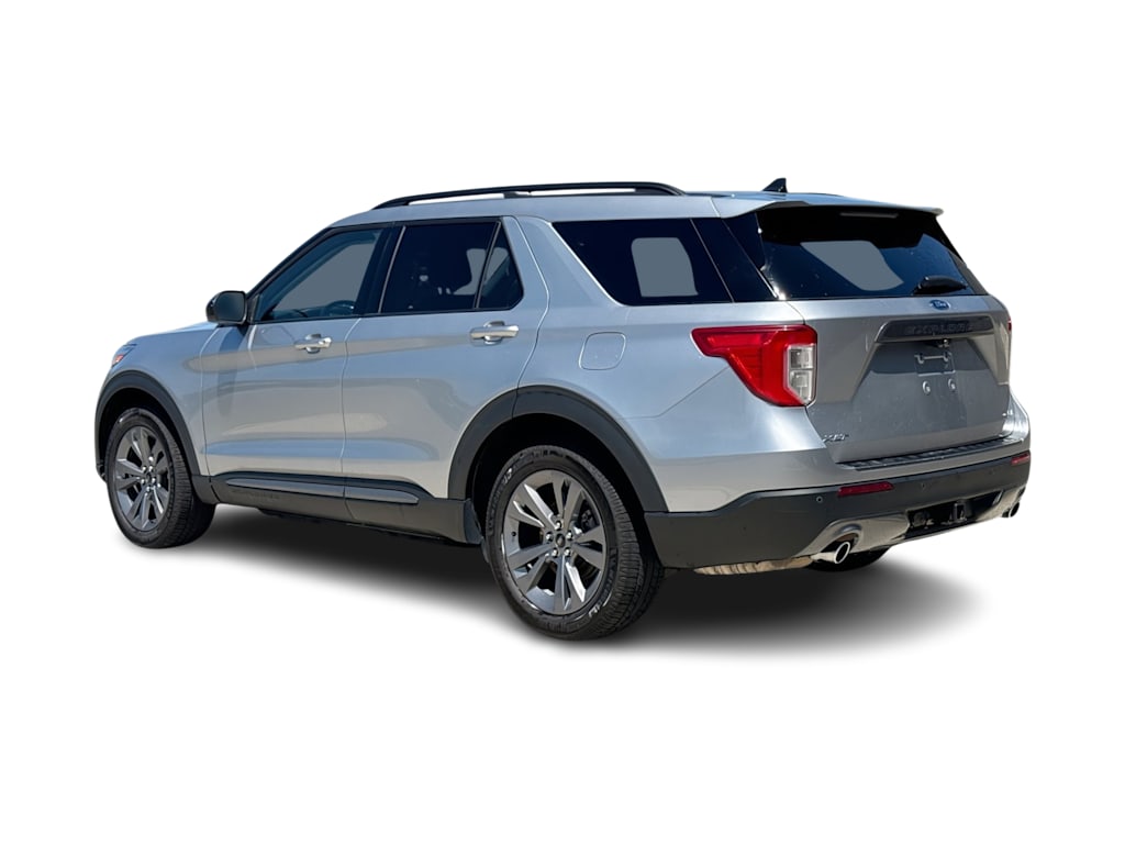Thumbnail: 2022 Ford Explorer - 4