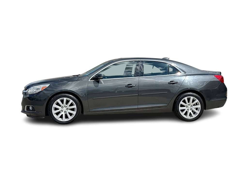 Thumbnail: 2015 Chevrolet Malibu - 3