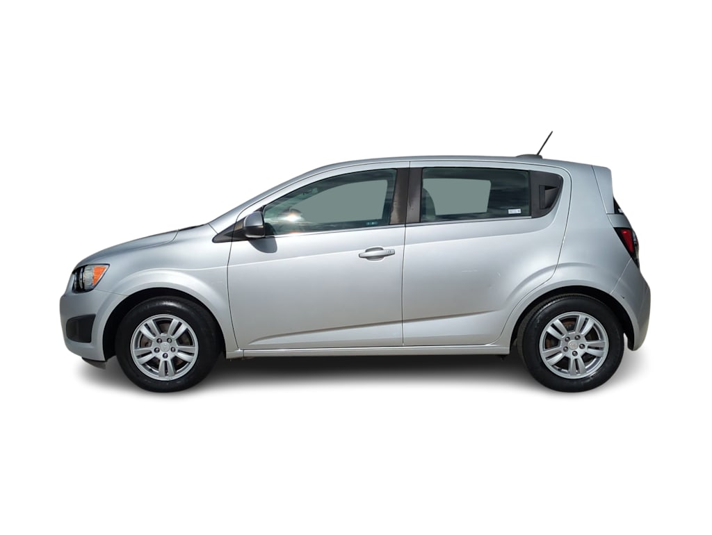 Thumbnail: 2016 Chevrolet Sonic - 3