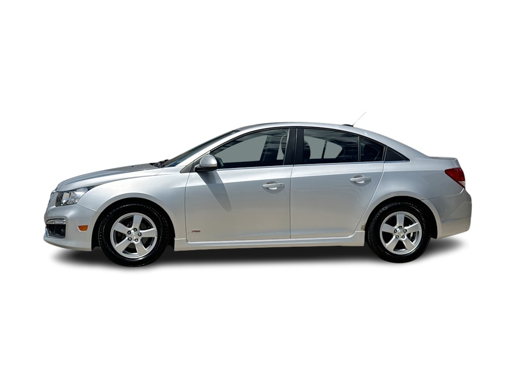 Thumbnail: 2015 Chevrolet Cruze - 3