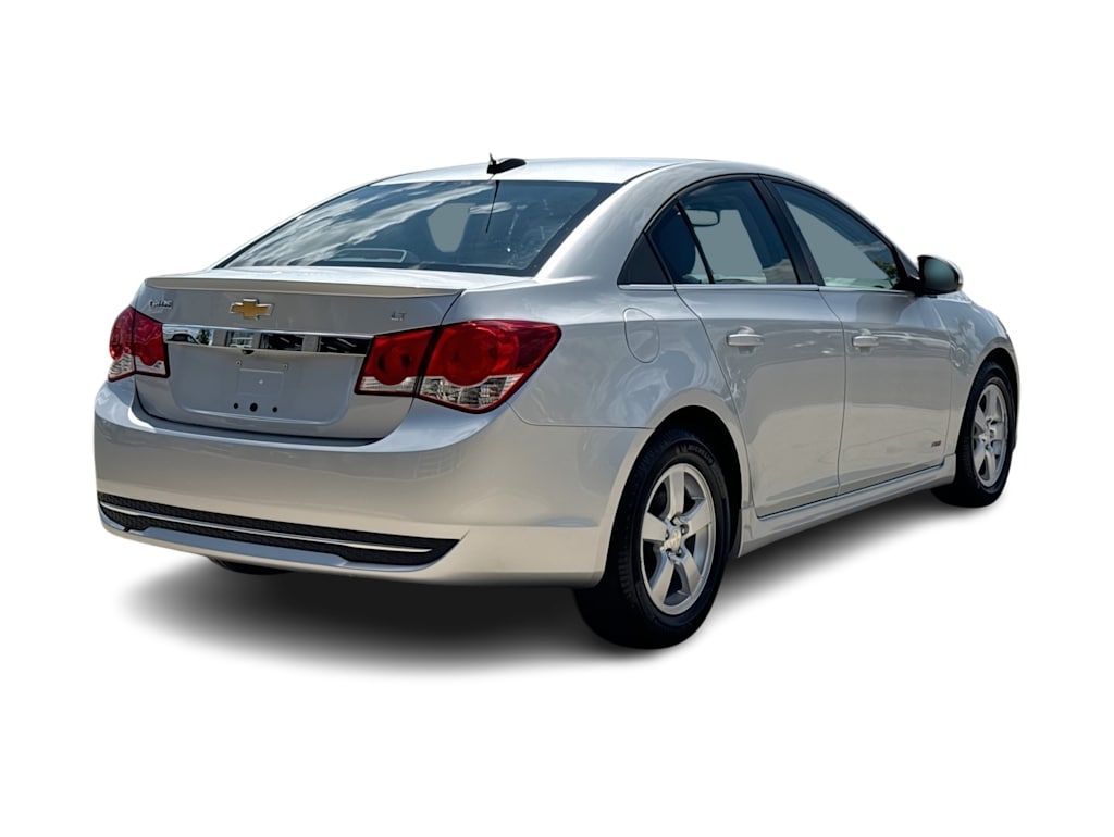 Thumbnail: 2015 Chevrolet Cruze - 17