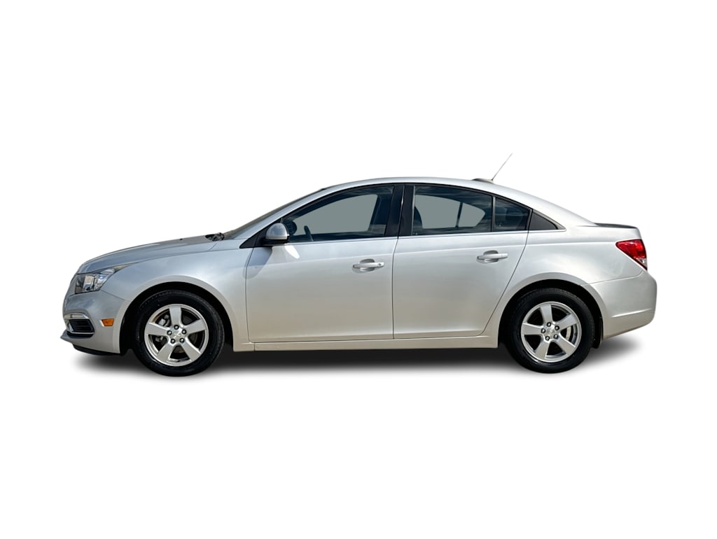 Thumbnail: 2016 Chevrolet Cruze - 3