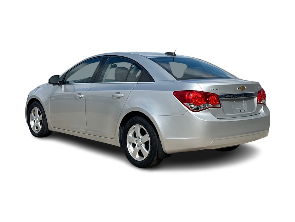 Thumbnail: 2016 Chevrolet Cruze - 4