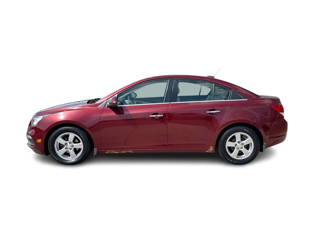 Thumbnail: 2015 Chevrolet Cruze - 3