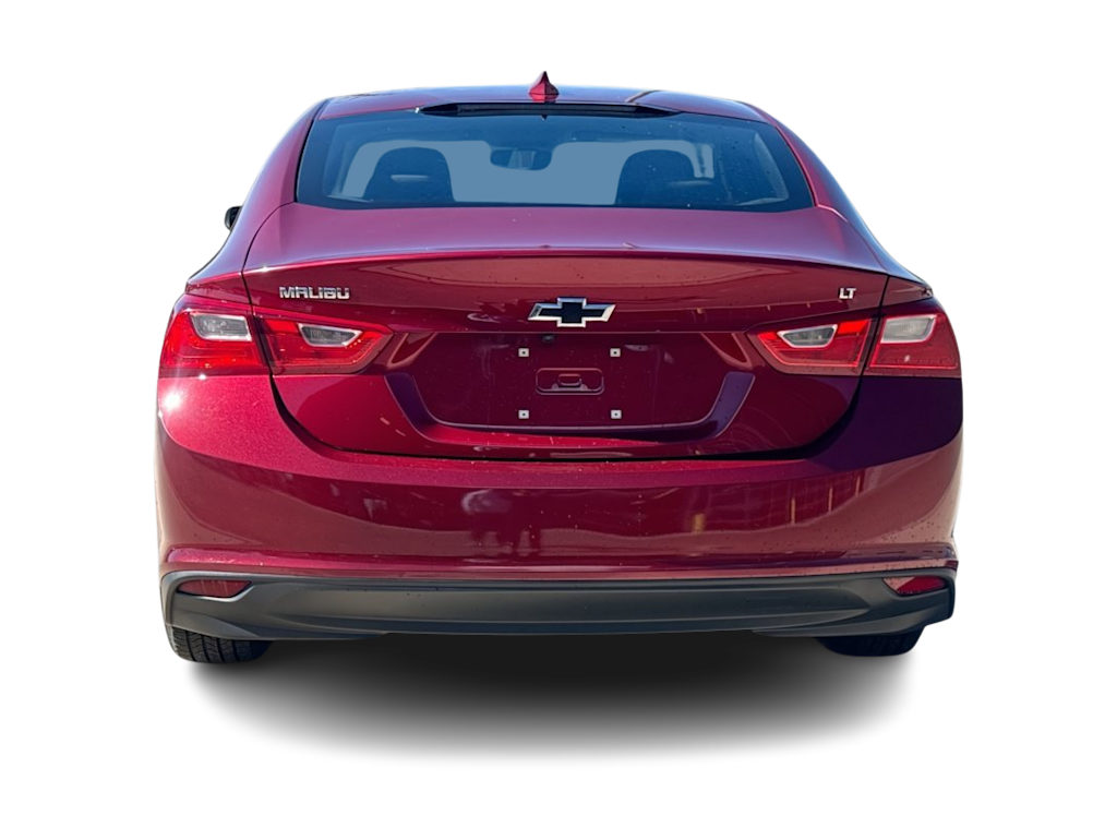 Thumbnail: 2018 Chevrolet Malibu - 4