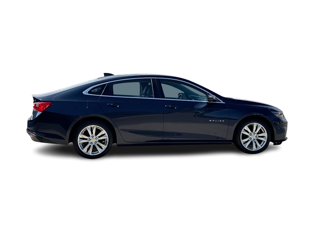 Thumbnail: 2017 Chevrolet Malibu - 19