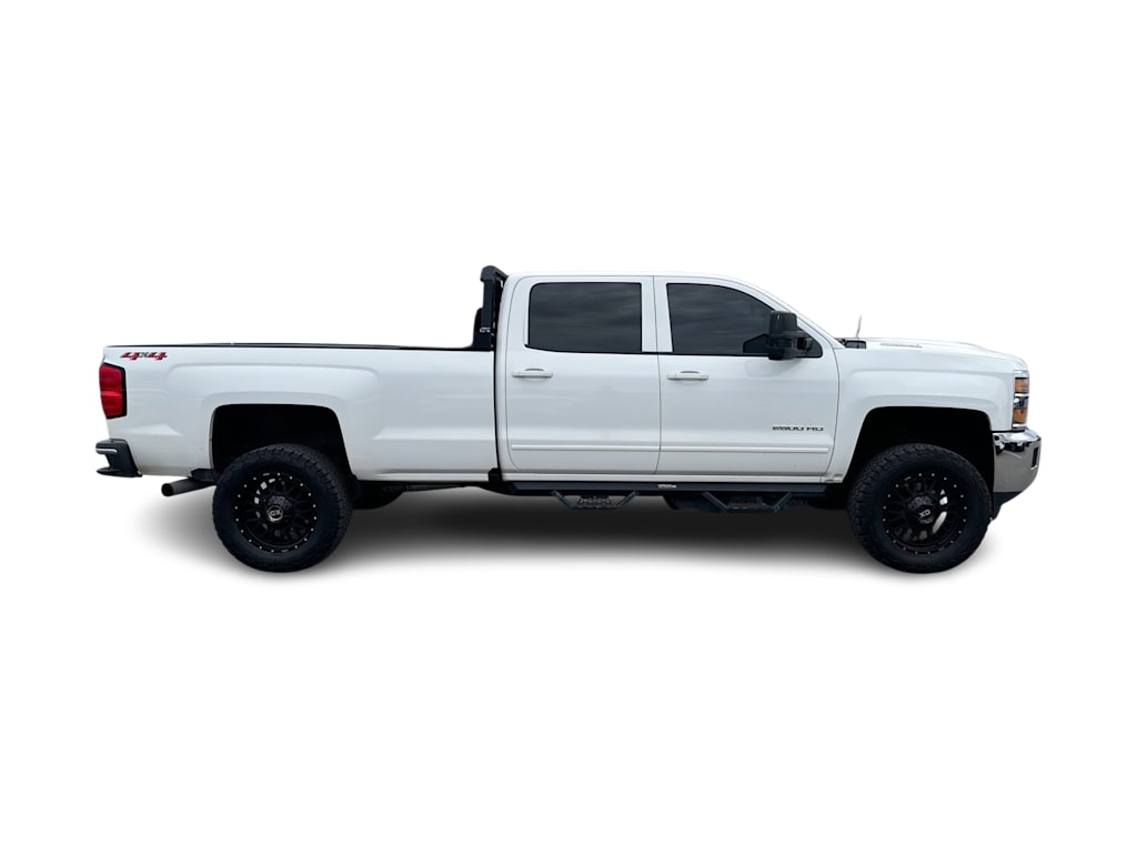 Thumbnail: 2019 Chevrolet Silverado 2500 - 12
