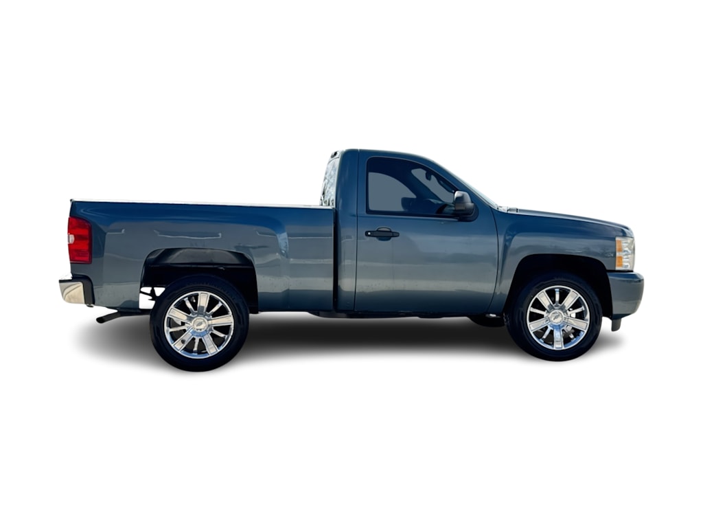 Thumbnail: 2008 Chevrolet Silverado 1500 - 17