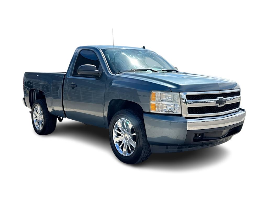 Thumbnail: 2008 Chevrolet Silverado 1500 - 18
