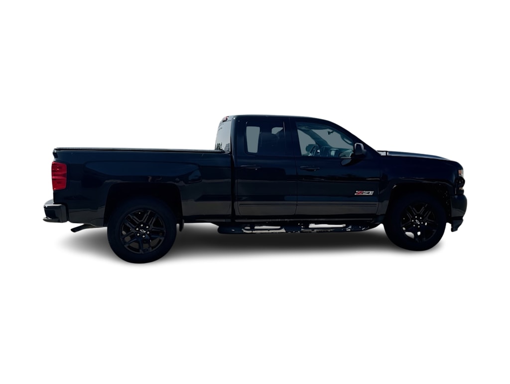 Thumbnail: 2018 Chevrolet Silverado 1500 - 19