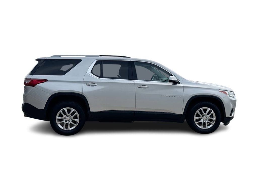 Thumbnail: 2018 Chevrolet Traverse - 20