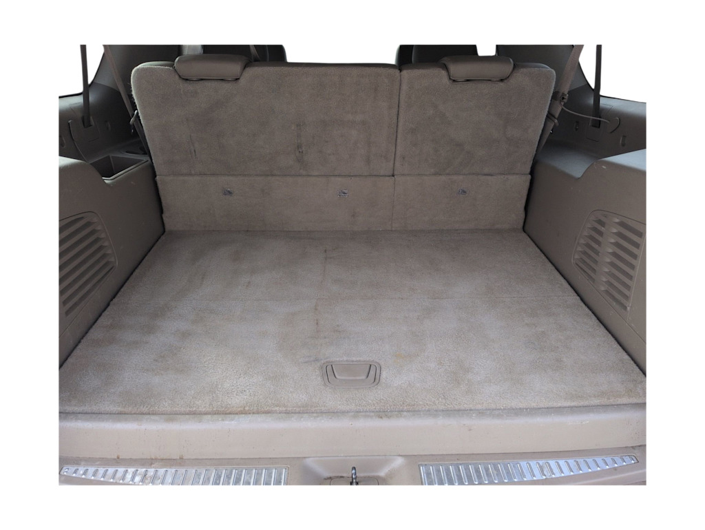 Thumbnail: 2015 Chevrolet Suburban - 17