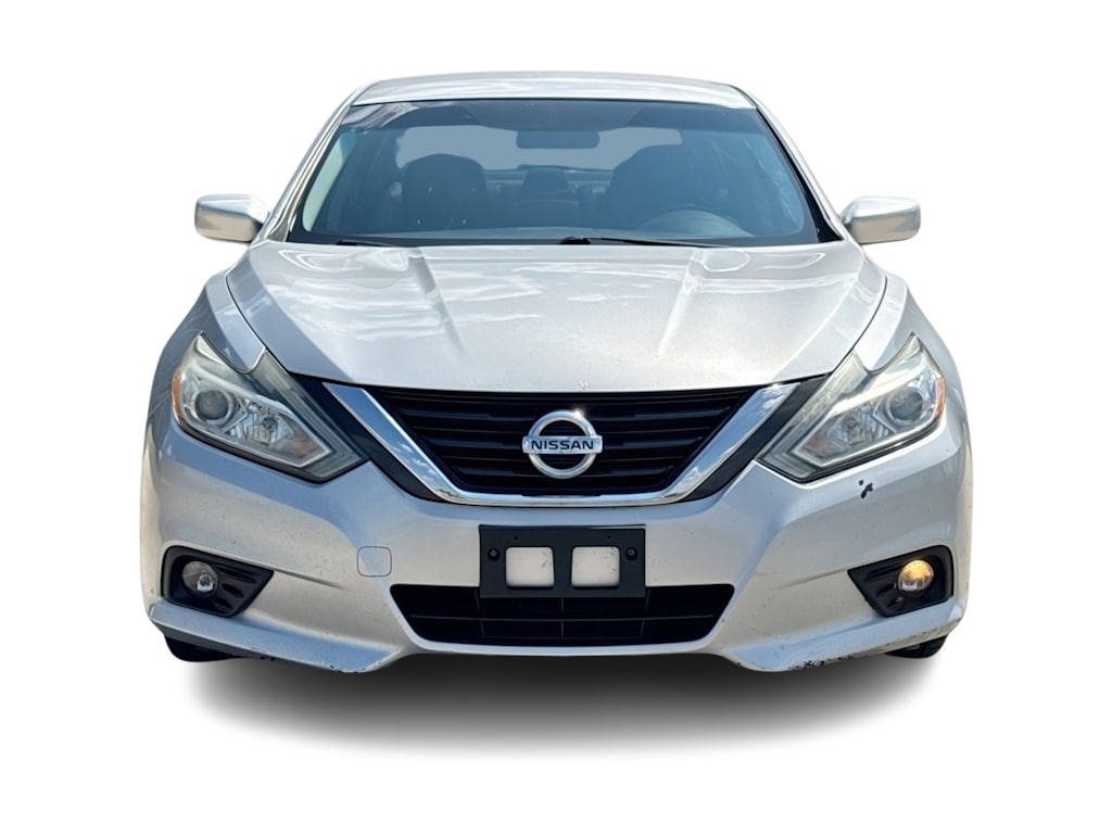 Thumbnail: 2016 Nissan Altima - 21