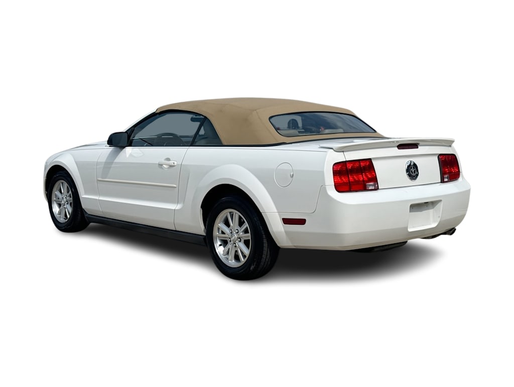 Thumbnail: 2008 Ford Mustang - 4