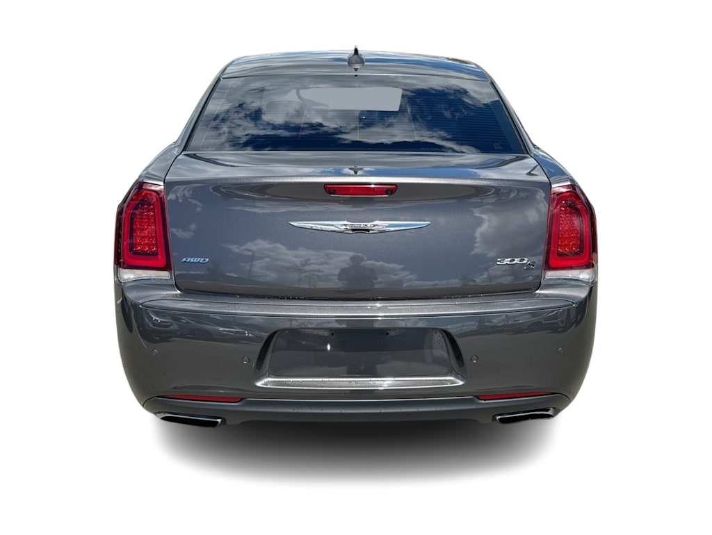 Thumbnail: 2016 Chrysler 300 - 5