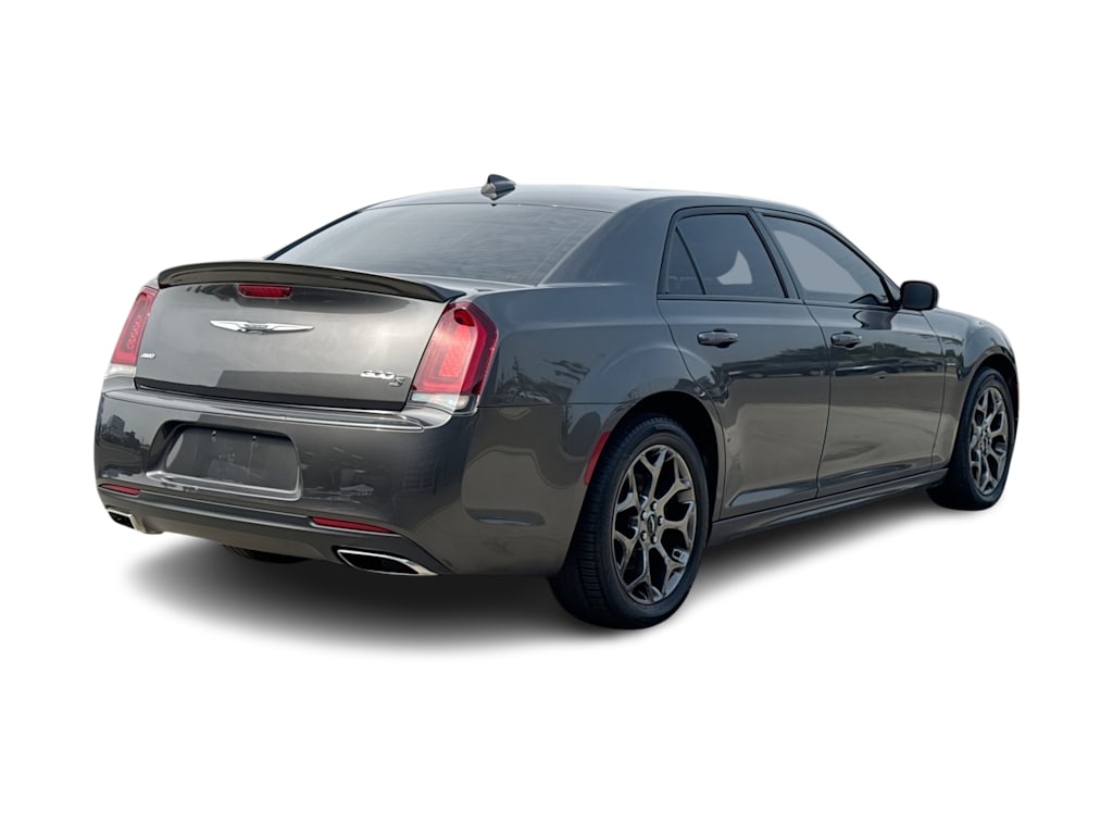 Thumbnail: 2017 Chrysler 300 - 17