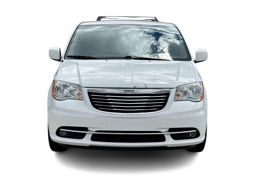 Thumbnail: 2014 Chrysler Town & Country - 6