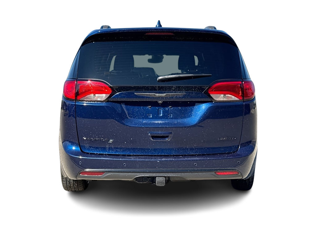Thumbnail: 2019 Chrysler Pacifica - 5