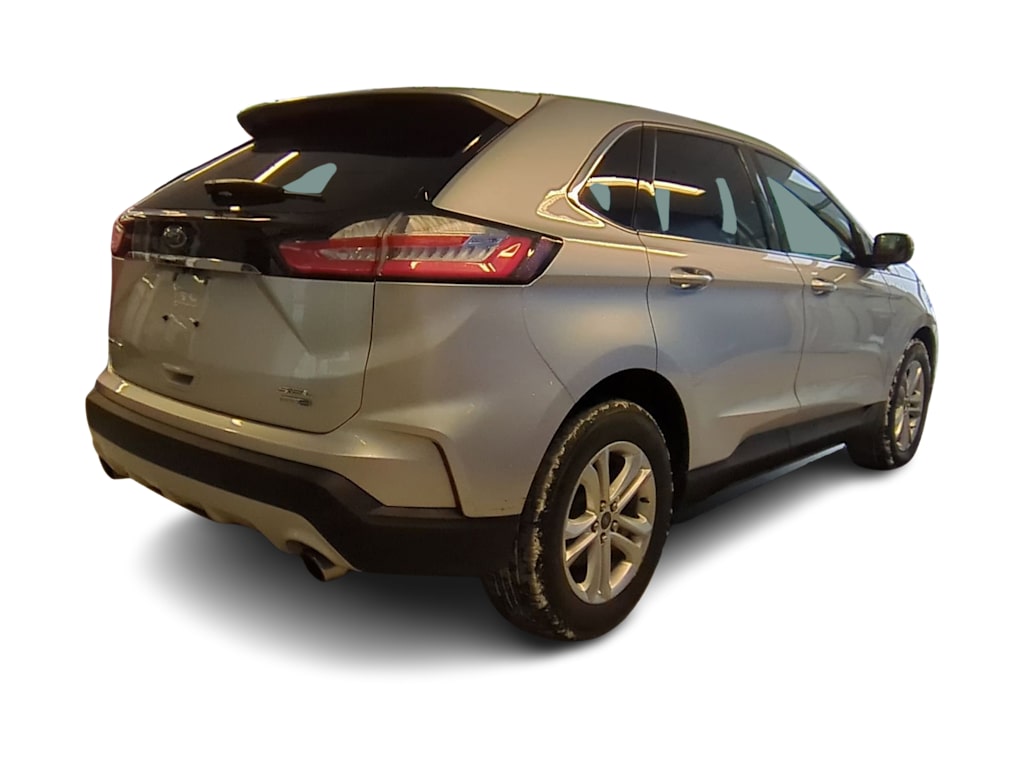 Thumbnail: 2019 Ford Edge - 18