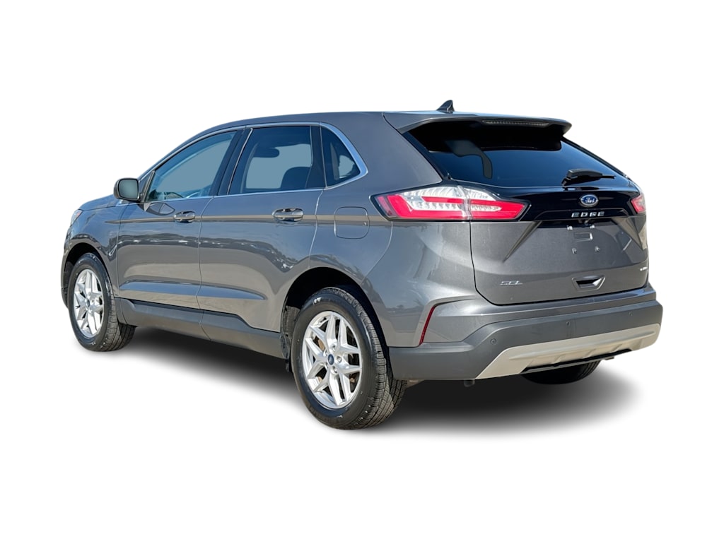 Thumbnail: 2021 Ford Edge - 4