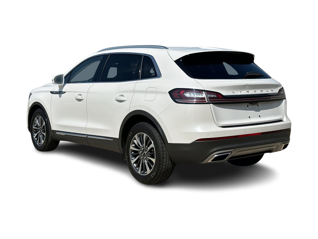 Thumbnail: 2023 Lincoln Nautilus - 4