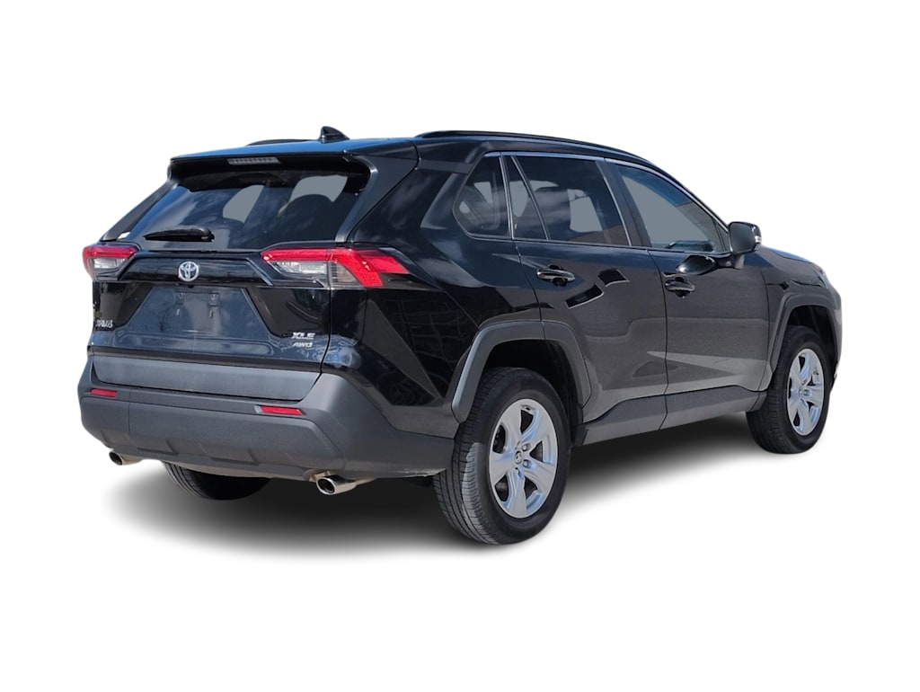 Thumbnail: 2019 Toyota RAV4 - 20