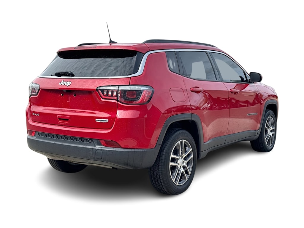 Thumbnail: 2018 Jeep Compass - 19
