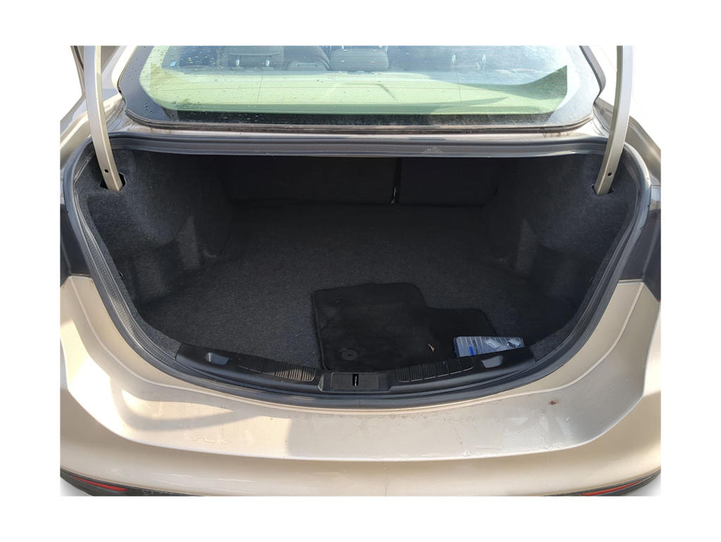 Thumbnail: 2017 Ford Fusion - 17