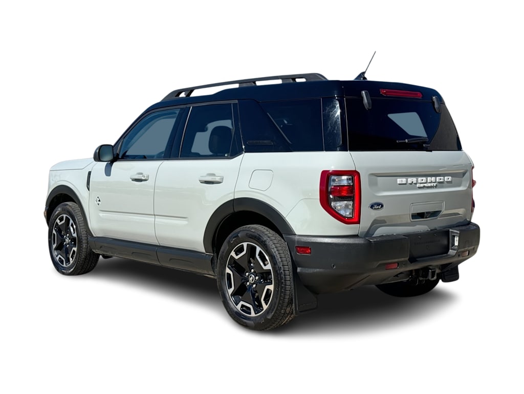 Thumbnail: 2022 Ford Bronco Sport - 4