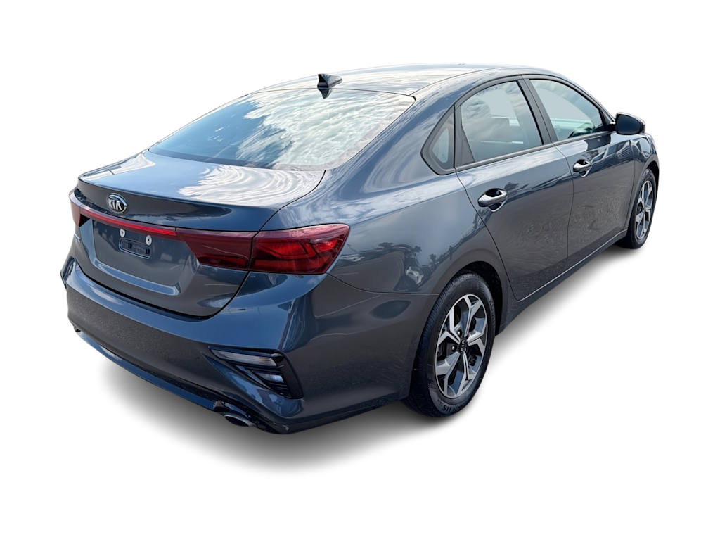 Thumbnail: 2021 Kia Forte - 18