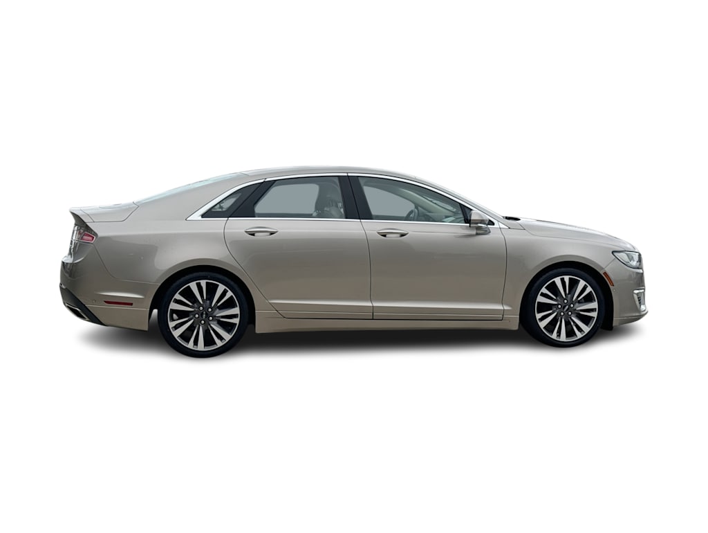 Thumbnail: 2020 Lincoln MKZ - 19