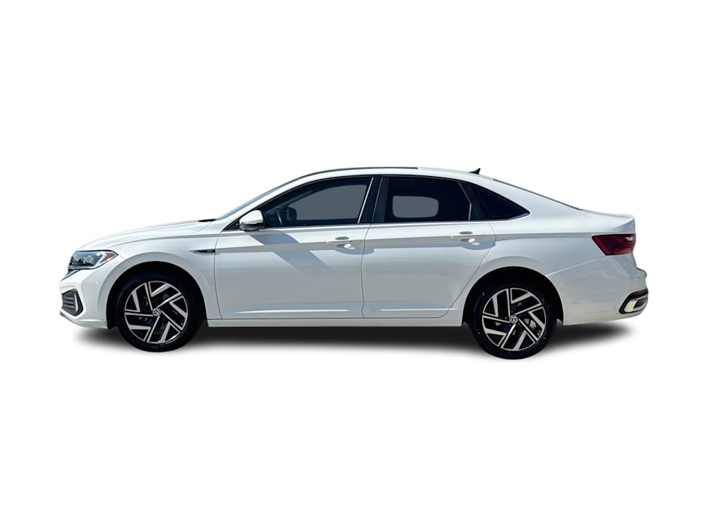 Thumbnail: 2024 Volkswagen Jetta - 3
