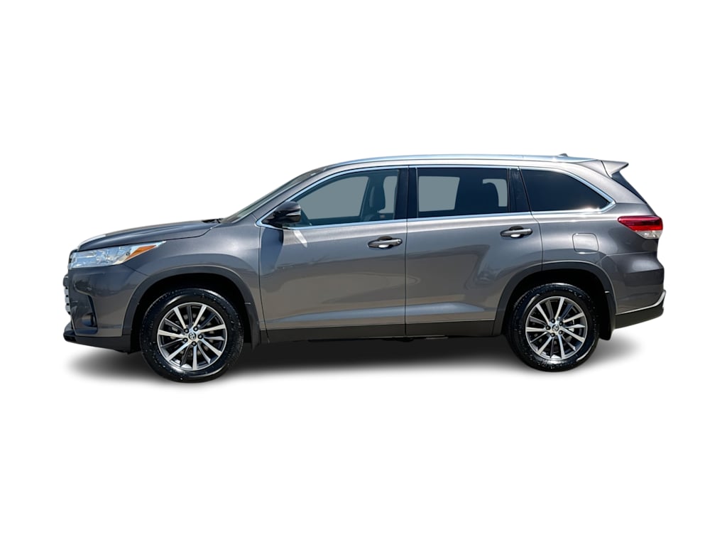 Thumbnail: 2019 Toyota Highlander - 3
