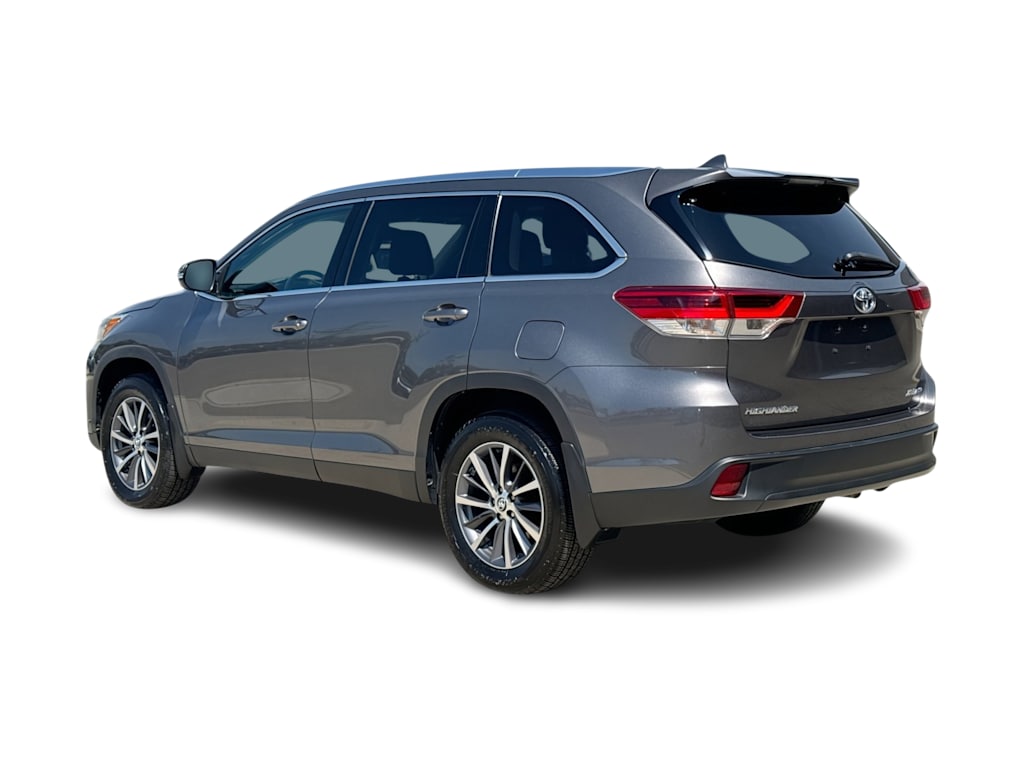 Thumbnail: 2019 Toyota Highlander - 4