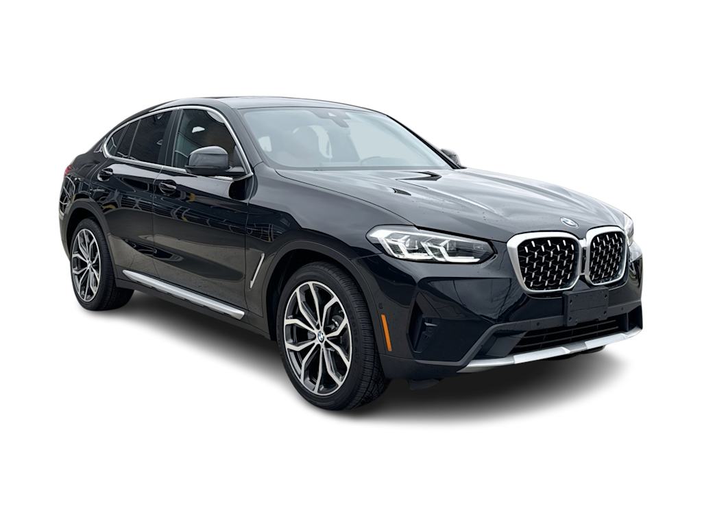 Thumbnail: 2022 BMW X4 - 22