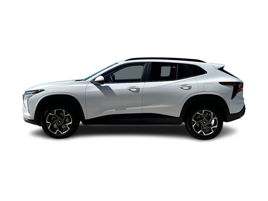 Thumbnail: 2024 Chevrolet Trax - 3
