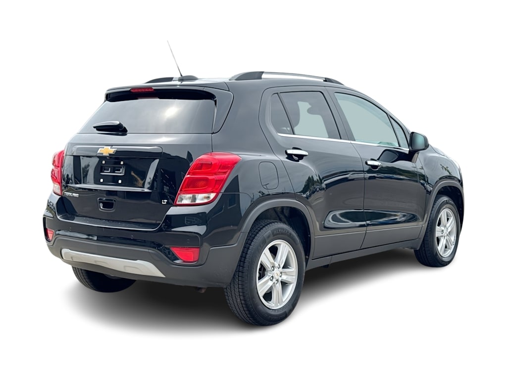 Thumbnail: 2020 Chevrolet Trax - 18