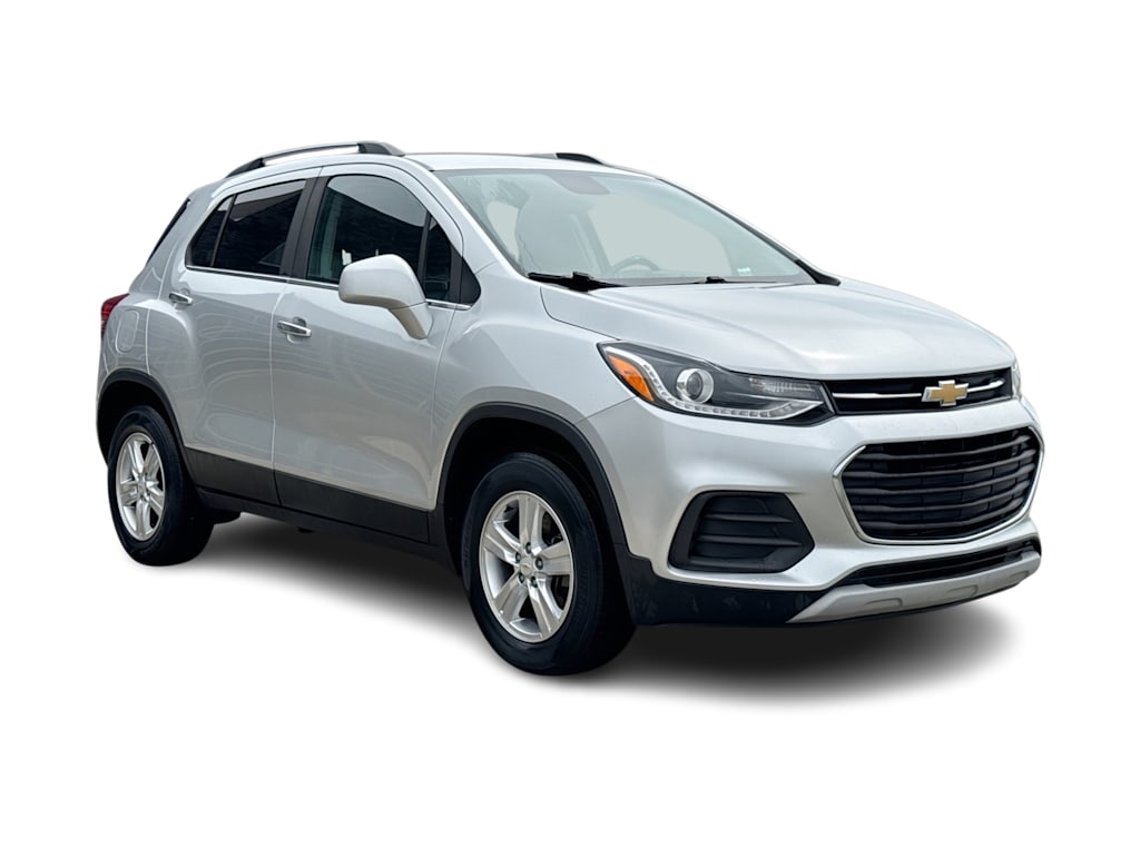 Thumbnail: 2019 Chevrolet Trax - 21