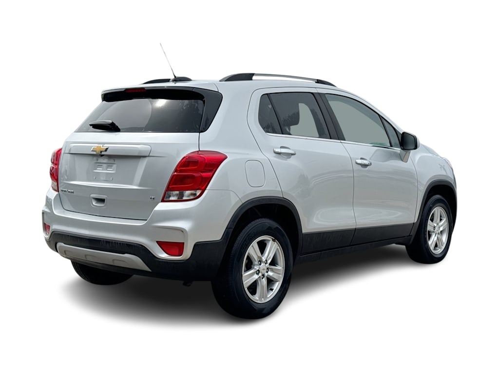 Thumbnail: 2019 Chevrolet Trax - 19