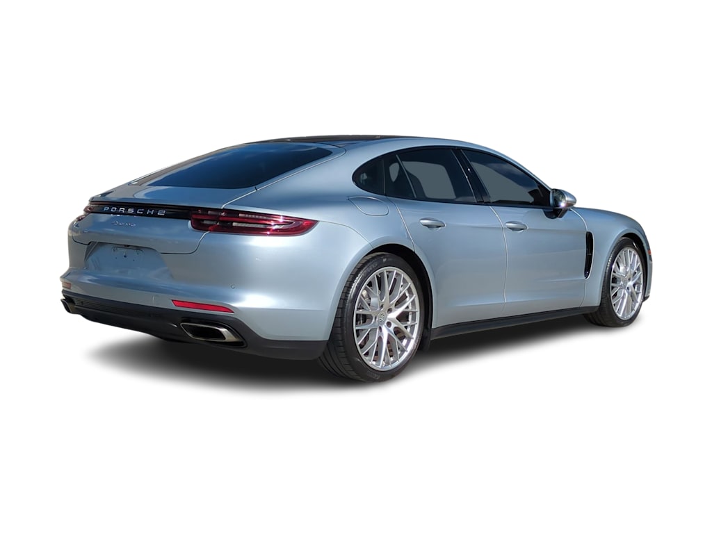 Thumbnail: 2020 Porsche Panamera - 19