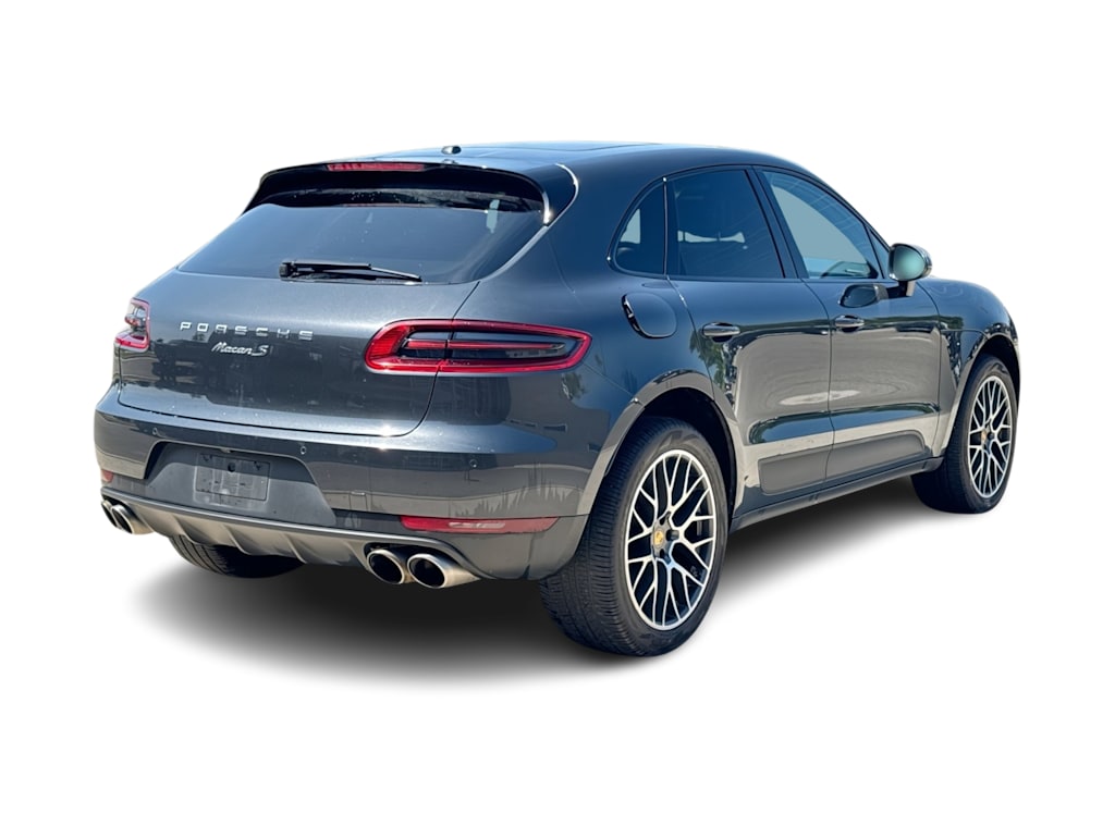 Thumbnail: 2018 Porsche Macan - 20