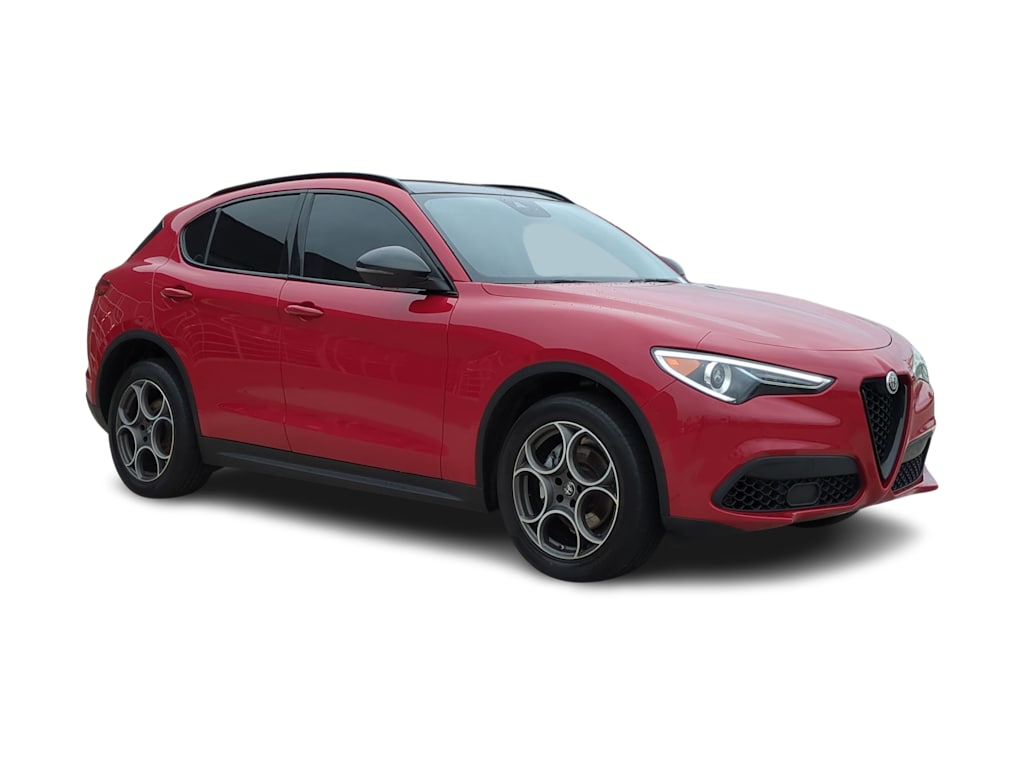 Thumbnail: 2021 Alfa Romeo Stelvio - 22