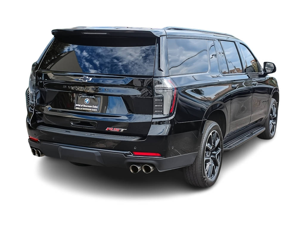 Thumbnail: 2025 Chevrolet Suburban - 17