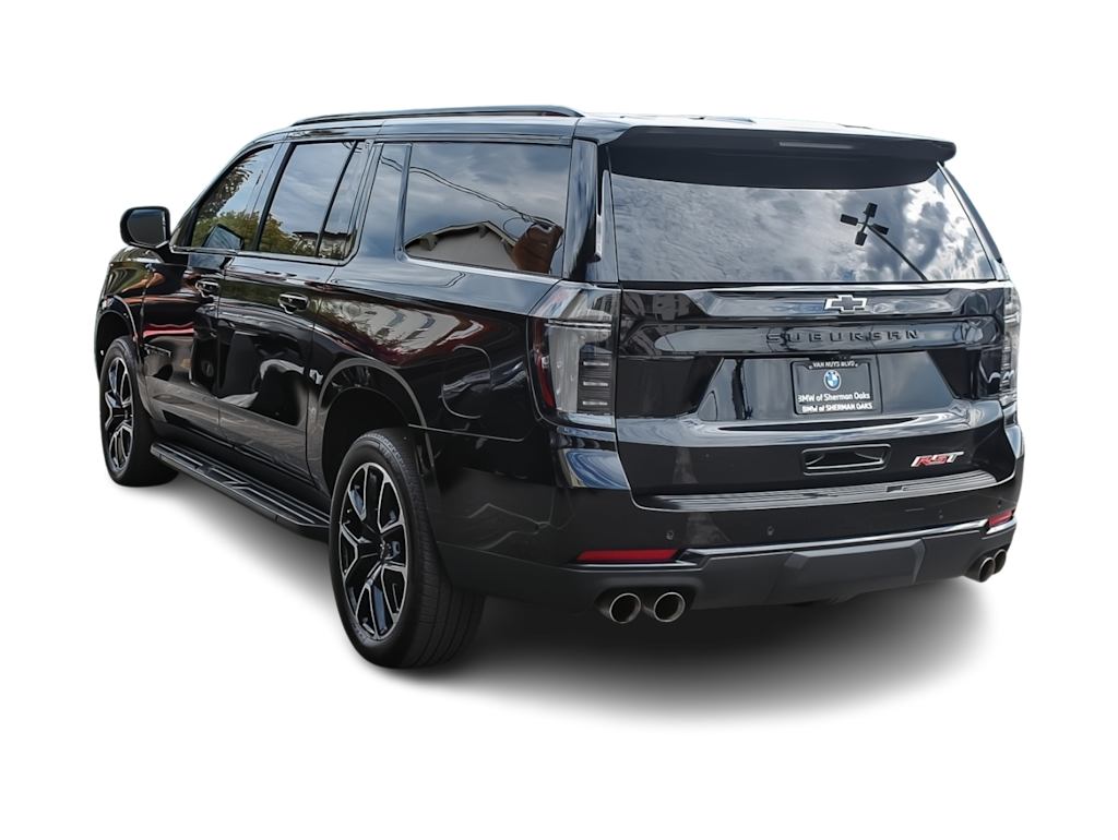 Thumbnail: 2025 Chevrolet Suburban - 3